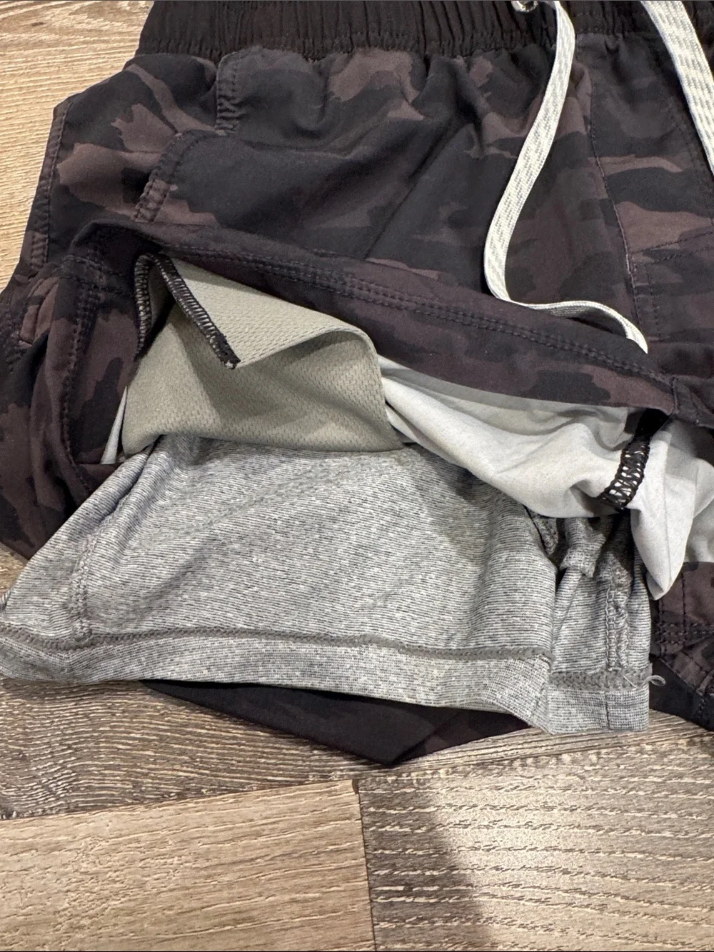 Vuori Shorts Men L Kore 7